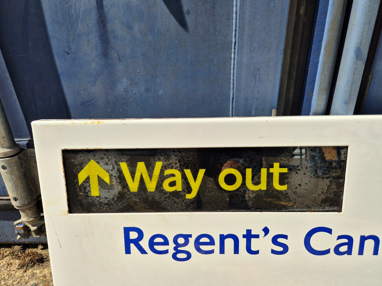 Way Out Light Box - Regent's Canal - King's Cross St Pancras International (2042025)