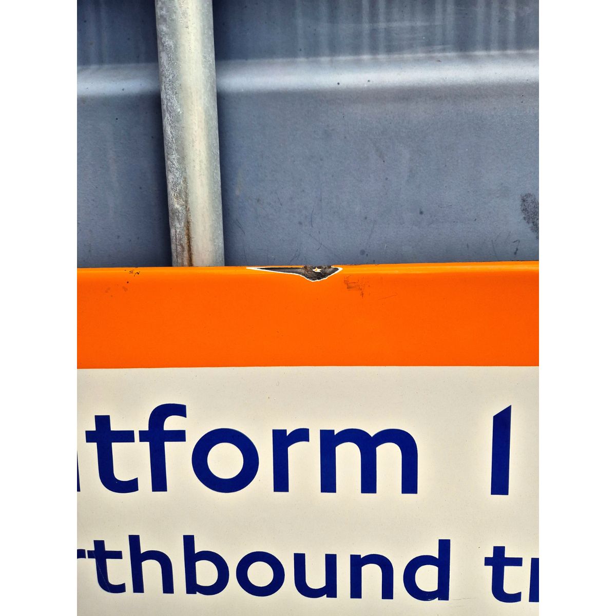 Platform 1 Northbound Trains - Platform 2 Southbound Trains (462026)