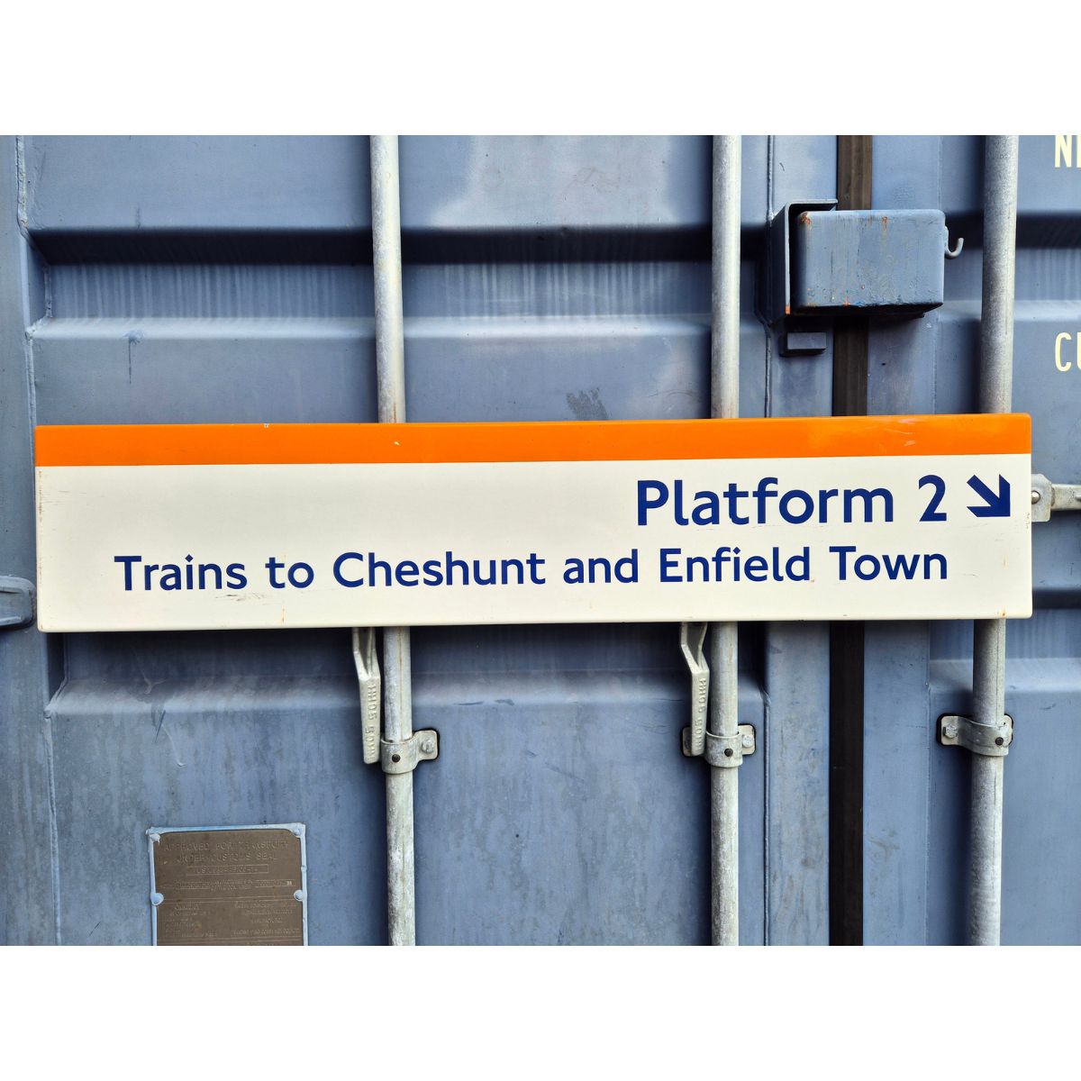 Platform 2 Trains to Cheshunt and Enfield Town (692026)