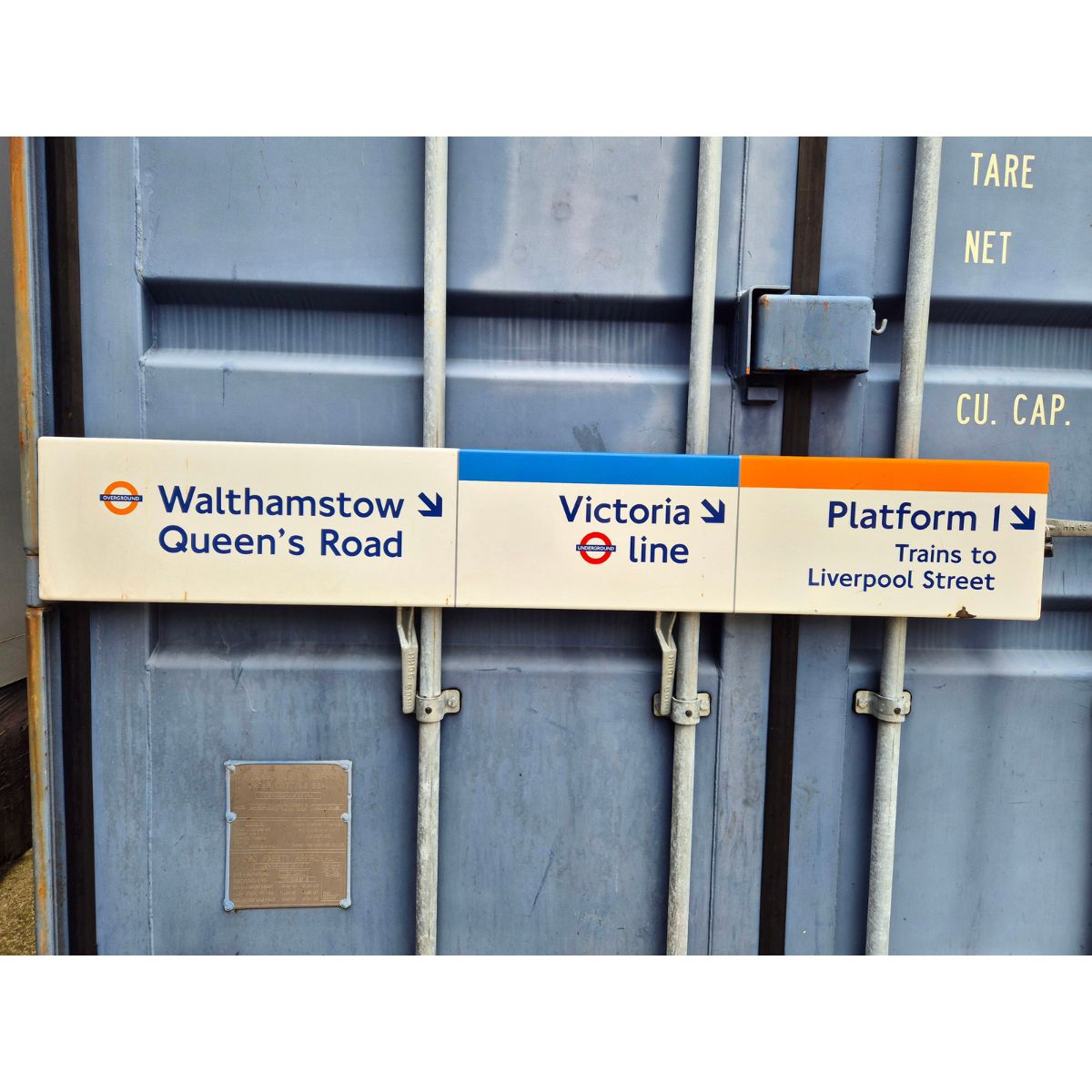 Walthamstow Queens Road Victoria line Platform 1 Trains To Liverpool Street (832026)