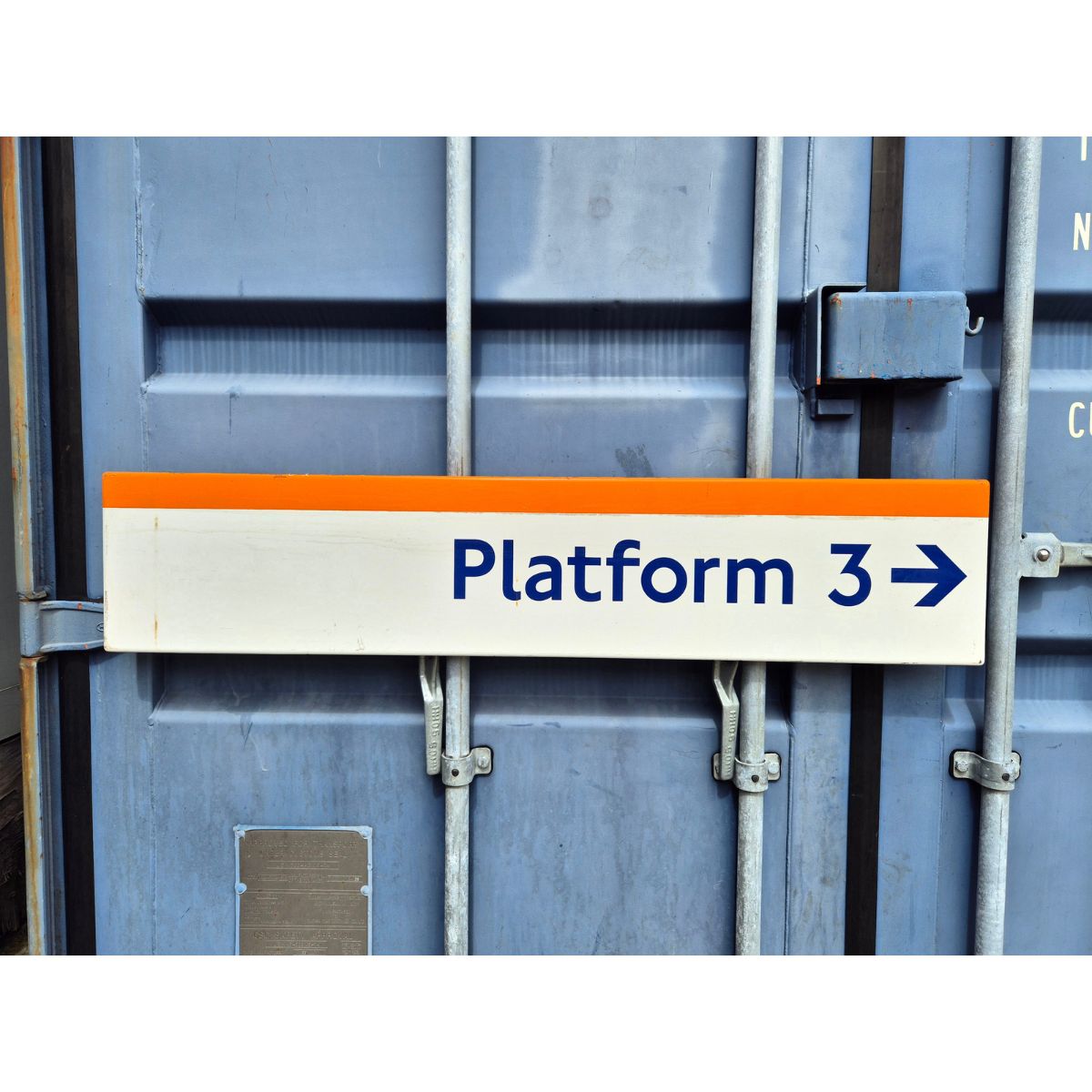 Platform 3 Arrow Right (922026)