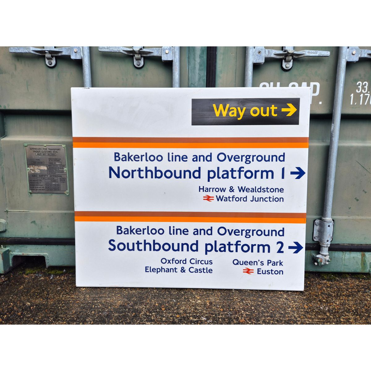 Way Out Bakerloo and Overground (512026)