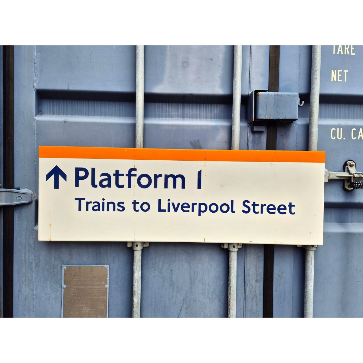 Platform 1 Arrow Up Trains to Liverpool Street (802026)