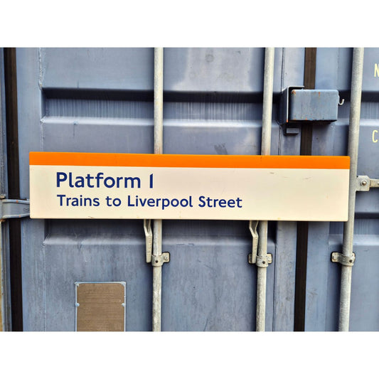 Platform 1 Trains to Liverpool Street (842026)