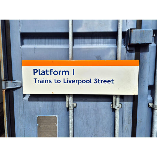 Platform 1 Trains to Liverpool Street (932026)