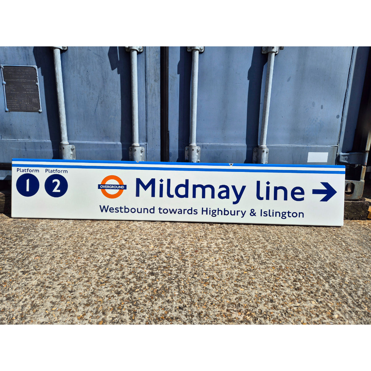Mildmay line - Platform 1 2 - Westbound towards Highbury and Islington  (1052026)