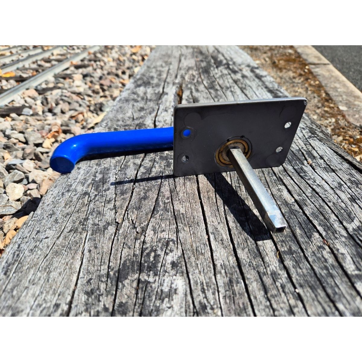 Victoria Line Car Door Handle (1122023)