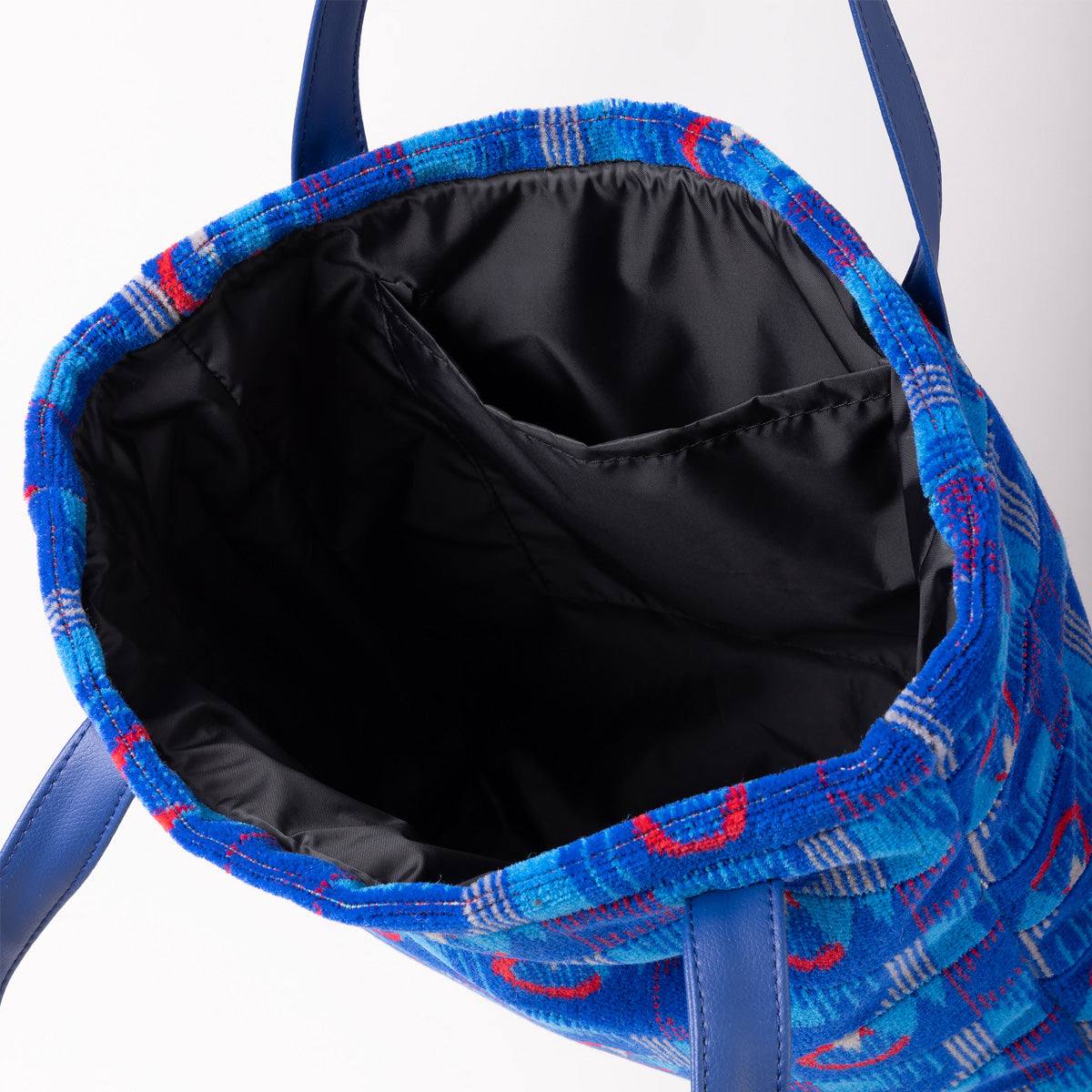 Barman Moquette Tote Bag
