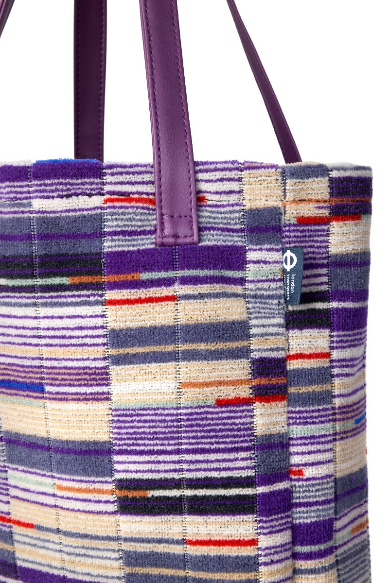 Elizabeth line Moquette Tote Bag