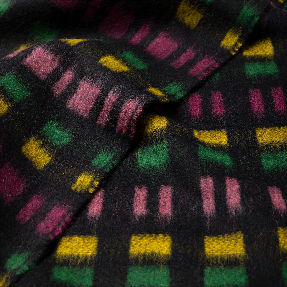 S Stock Moquette Design Lambswool Scarf